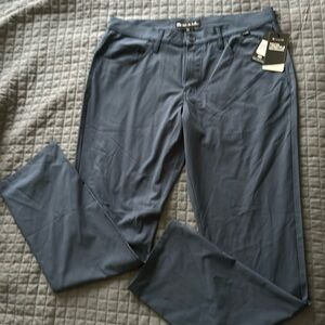 NWT men’s Travis Mathew navy golf pants 34x32